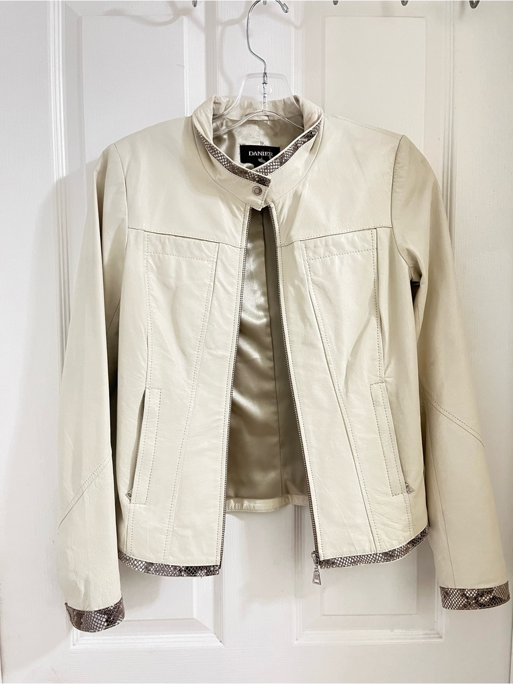 Danier Cream Leather Jacket with SnakeAccent Trim [2/$50] - bundle any 2 for $50
